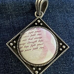 Magnabilities interchangeable Inspirational Pendant with Pink Ribbon